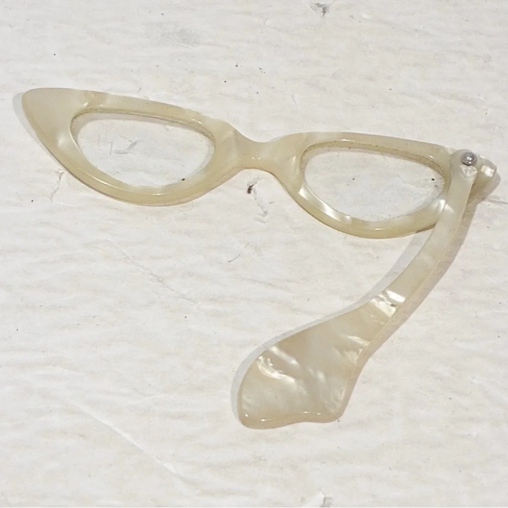 VINTAGE CAT EYE‎ EARLY LUCITE PLASTIC LORGNETTES OPERA GLASSES